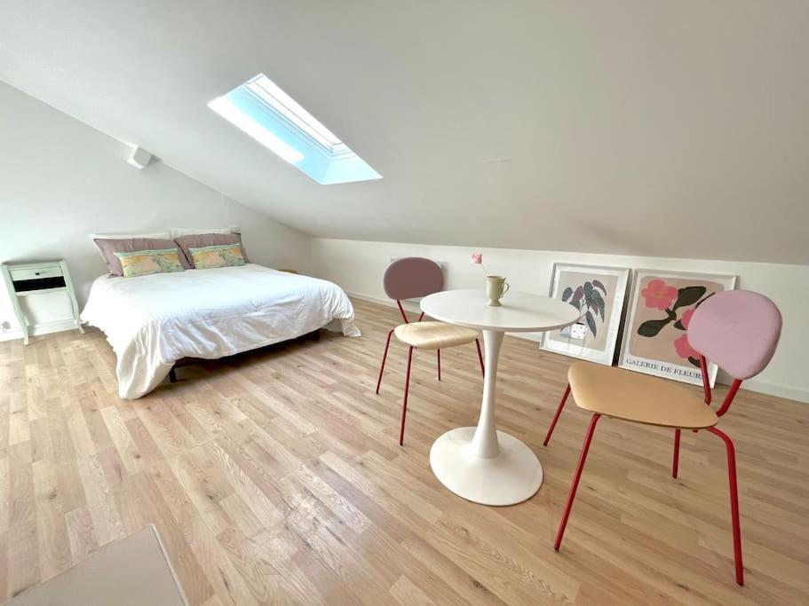Studio Jade : Charmant Logement Place Clemenceau Apartman Pau Kültér fotó