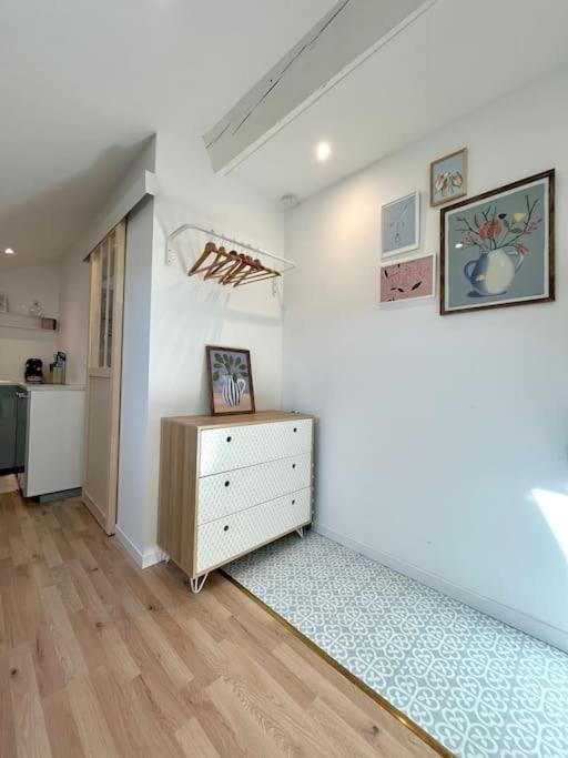Studio Jade : Charmant Logement Place Clemenceau Apartman Pau Kültér fotó
